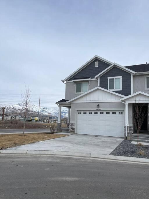 Brand New 3-Beds Stylish Entire House At Lehi Villa Exteriör bild