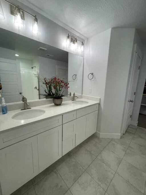 Brand New 3-Beds Stylish Entire House At Lehi Villa Exteriör bild