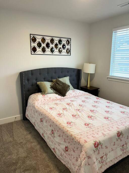 Brand New 3-Beds Stylish Entire House At Lehi Villa Exteriör bild