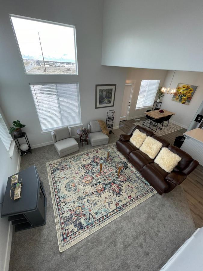Brand New 3-Beds Stylish Entire House At Lehi Villa Exteriör bild