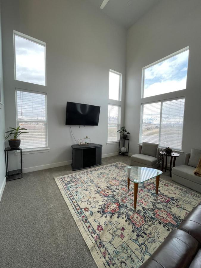 Brand New 3-Beds Stylish Entire House At Lehi Villa Exteriör bild